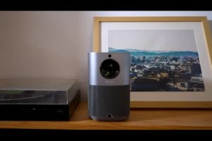 EROC Smart Proyektor LCD 415 ANSI Full HD Android 12 Dolby Audio Display 200 Inch Auto Focus -MAX