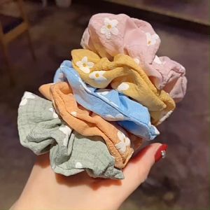 SCRUNCHIE IKAT RAMBUT WANITA KOREA AKSESORIS RAMBUT MOTIF KERUT BUNGA AK53 NOMIDE