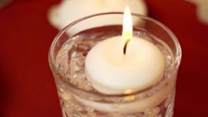 Isi 10 White Floating Candles: Lilin Kecil Apung Tealight