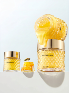 SHUIMUHUACAO | Authentic Honey Hand Mask Moisturizing Nourishing Hydrating Whitening Softening Dry Rough Fade Hand Wrinkle Hand Care Black Removal