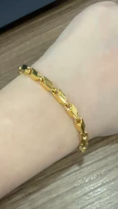 Poh Heng Jewellery 22K Glossy Link Bracelet in Yellow Gold[Price By Weight]