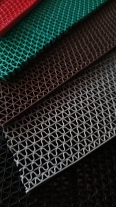 Keset PVC Anti-Slip Roll S-Type Karpet Lantai bahan Jaring uk 40x120 keset kolam renang