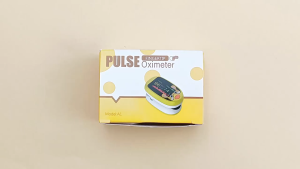 Pulse Oximeter for Kids (Aged 2-12) Rechargeable Children Oxygen and Heart Monitor Fingertip Blood Oxygen Meter Lanyard Portable Digital Oxygen Saturation Monitor