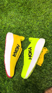 DISKON SEPATU LARI PRIA WANITA HOKA HOKA ONE ONE CARBON X2 SEPATU RUNNING/GYM HOKA HOKA JOGGING