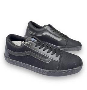SEPATU SNEAKERS LOKAL BRAND Sepatu Sneakers Casual Pria Wanita Keren / Sepatu Sneakers Sekolah