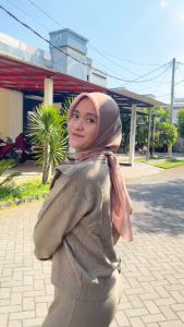 Oneset Rahayu Blous Rajut Motif Renda Setelan Celana Kulot Premium Lengan Panjang Kekinian