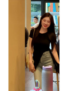 High Waist Slimming Denim Jeans Womens Summer 2025 New Korean Style Hole Nine Points Small Foot Pencil Pants Cotton Elastic