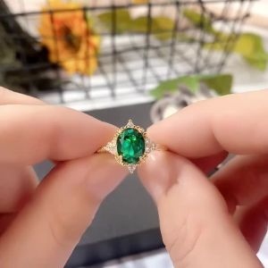 Huitan Hình Bầu Dục Xanh Cubic Zirconia Nhẫn Mạ Vàng Sang Trọng Cưới Ban Nhạc Dành Cho Nữ Thanh Lịch Của Quý Cô Trang Sức Thời Trang Cho Tiệc Kỷ Niệm