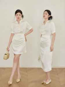 Đầm Cheongsam Cổ V Ôm Dáng Mới Phong Cách Trung Quốc