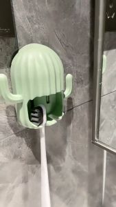 FinDee ที่ใส่แปรงสีฟัน ที่วางแปรงสีฟันติดผนัง ชั้นวางของในห้องน้ำทรงน้องบอง Toothbrush holder พร้อมส่ง