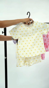 Bộ mặc nhà bé gái chất Cotton dệt kim quần đùi áo cộc tay họa tiết thời trang Việt Thắng - B63.5084