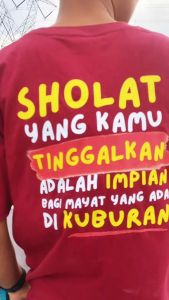 Kaos Distro Pria: Tips Memilih Kaos yang Nyaman & Tepat