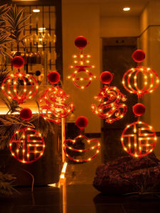 BEAUTY IN THE LIGHT | New Year Decor LED Suction Cup Light