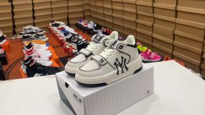 Chunky Liner Ny La Boston รองเท้าผ้าใบ Sz.36-45 Eu พร้อมกล่อง+ถุงกระดาษ แฟชั่นเกาหลี รองเท้าใส่เที่ยว V83A106