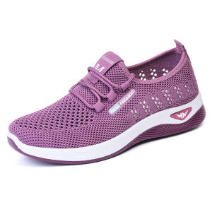 Beijing Ladies Flat Bottom Breathable Cloth Shoes Summer Anti-slip Soft Bottom Hollow out Design Comfortable Mom Shoes