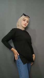 Oversize T-Shirt with Slit Premium Cotton - Kaos Oversize Wanita