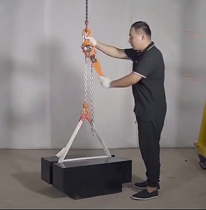 【PH Ready Stock】1~3 Tons Chain Block With 3 Meters Chains Hand Chain Hoist Chain Lever Block Manual Lifting Chain Block Lever Hoist Small Pulley Block Ratchet Puller Lifting Block Manual Lever Pulley Hoist Lifting Tool Adjustable Ratchet