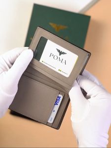 Ví Nam Da Bò Saffiano 2 MÀU LỰA CHỌN Kết Hợp Ngăn Đựng Thẻ Dáng Ví Đứng Gập Đôi Chất Liệu Da Bò Cao Cấp BH 12 THÁNG