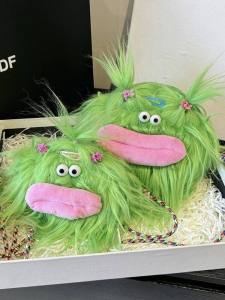 กระเป๋าคาดไหล่ขนแกะยาวสไตล์ใหม่ฤดูใบไม้ร่วง/ฤดูหนาว กระเป๋าสต๊อกเกอร์น่ารักสำหรับผู้หญิง กระเป๋าตุ๊กตาสั้นแบบลำลอง กระเป๋าสะพายไหล่แบบลำลอง