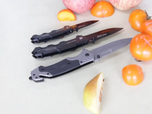 Folding Pocket Knife Stainless Steel Heavy‑Duty Keychain Small Fruit Knife Portable Multifunctional Hand Tool for Camping Hiking Kitchen Outdoor Wilderness Barbecue