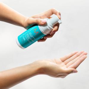 MOUSSE MOROCCANOIL KIỂM SOÁT SÓNG XOĂN 150ML