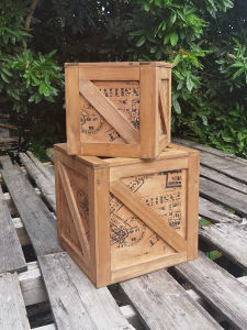 Retro Industrial Style Wooden Storage Box Square Decorative Display Box Sealed Can Sit on Display Case Home Organization Box