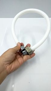 Dây cấp nước nhựa  dây cấp nước bồn cầu đầu nối vòi rửa mặt ( có kèm tay vặn )