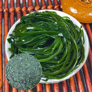 สาหร่าย สาหร่ายวากาเมะ พร้อมส่ง สาหร่ายทะเลอบแห้งอัดก้อนกลม ขนาด16g พองตัวได้ถึง16เท่า 海带丝 海带 裙带菜