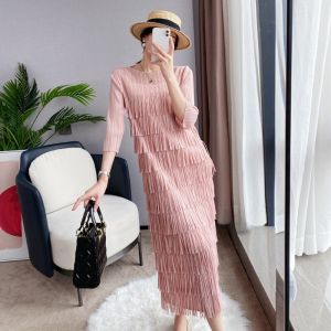 Elegant Thin Short Sleeve Womens Dress Summer Cake Skirt Pleated Slimming Long Dress High End Tassel Pure Color round Neck Loose Waist