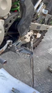 พักเท้าสแตนเลส พักเท้าอย่างดี รถวิบาก 304 อะไหล่  FOOT PEGS รุ่น KLX140 150 CRF250/300 ไม่เป็นสนิม ระดับโลก P10