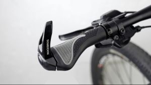 【Local Delivey】ROCKBROS MTB Bicycle Grips Horns Shofar Vice Handlebar Grips Cycling Shockproof Dust-proof Bike Grips Rubber Bilateral Locked