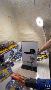 Lever Type Door Lock & 3 Keys: A Comprehensive Guide