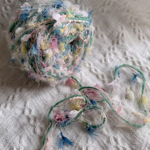 50g Variegated Fancy Yarn Mixed Color Nylon Polyester Blend Soft Novelty Textured Bubble Yarn for Knitting DIY Scarves Hats Craf