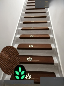 No-glue Self-adhesive Wooden Stair Step Mat Home Use Anti-slip Carpet Staircase Pad Easy Installation Floor Rug Home Decor