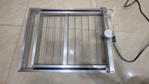 Khay đảo trứng 35 quả dùng cho thùng xốp 50x37cm ấp trứng