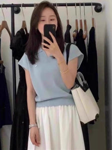 SHUQINGLAI | Áo Thun Polo Cổ Tim Ngắn Tay Lụa Băng