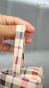 Quinta Calla Pouch Uk. 20x9x7 Cm Tas Tangan Kotak-Kotak Wanita Pouch Make Up Pouch Alat Tulis