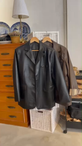 Blazerสูทหนังสีดำ พร้อมส่ง ใครใส่ก็สวย แจ็คเก็ตหนังสีดำ กันหนาว สูททำงาน สไตล์เกาหลี