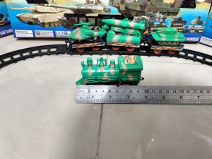 promo mainan kereta api miltary  train transport/mainan kereta maju tak gentar no item 66-226