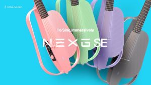 Enya กีตาร์อะคูสติกไฟฟ้าคาร์บอนไฟเบอร์แบบพกพา รุ่น NEXG SE กีตาร์อัจฉริยะสำหรับผู้ใหญ่ พร้อมลำโพงไร้สาย 30W กระเป๋าใส่กีตาร์แบบหนา ไมโครโฟนไร้สาย สายชาร์จ และประแจปรับ 38 นิ้ว