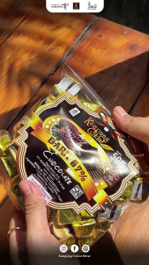 DARK CHOCOLATE 67% CURAH 500 GRAM - KAMPUNG COKLAT BLITAR