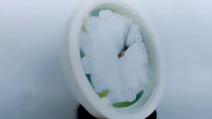 Jam Dinding Meja Kamar Kecil Murah Wall Clock Dekorasi Rumah Motif Hitam Putih Full Color Bahan Plastik 20cm  Ontime 1919 1918