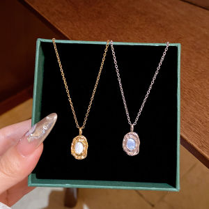 Sweet Natural Abalone Shell Pendant Necklace Womens Luxury Titanium Steel Collarbone Chain Fashion Jewelry Accessory