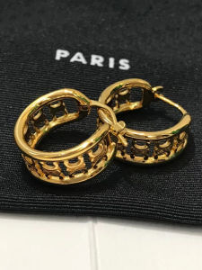 ต่างหูเงินแท้ 925 ชุบทอง Hollow Arch ผู้หญิง วินเทจฝรั่งเศส ดีไซน์ ความรู้สึกหรูหราต่างหูห่วงขนาดใหญ่