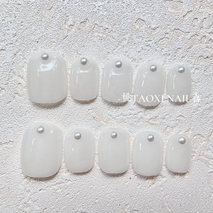 Pure Pearl Handmade Wearable Nail Art Short Detachable White Enhancing Pearlescent Short Square Shape Nail Tips by Peach Joy