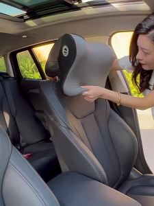 🔥การค้ำยันที่แข็งแกร่ง🔥หมอนรองคอ หมอนรองหลัง ที่รองพิงหลังสำหรับรถยนต์ หมอนรองหลังในรถ แพ็ค2ชิ้น นุ่มและระบายอากาศ รองคอกับเอว เมมโมรี่โฟม สําหรับรถยนต์