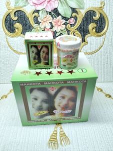 1 Lusin Cream Pelembab Mahkota Cream Siang Malem