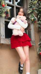 ร้านบัง น้ำหอมอาหรับ Yara lattafa กลิ่นขนมคัพเค้กสดใส น่ารักสำหรับผู้หญิง 100ml แท้100%