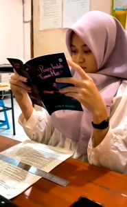 Novel Puspa Indah Taman Hati - Eddy D. Iskandar