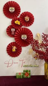 Set Trang Trí Tết 2025 6 Quạt Giấy Đỏ Đầu Lân 3 size Bóng Con Rồng trang trí chúc mừng năm mới MBBDECOR